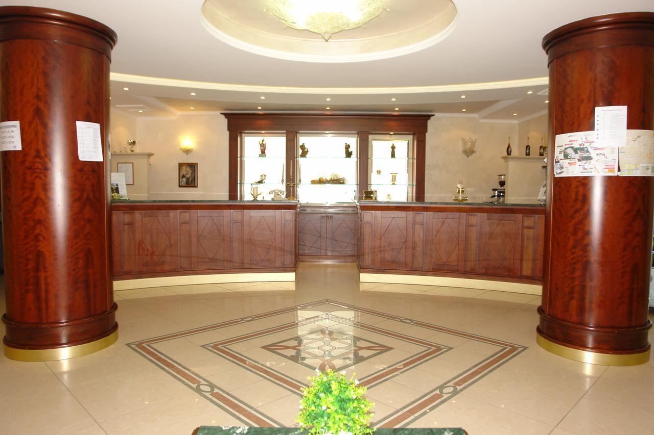 Hotel Di Cosmo San Giovanni Rotondo Dış mekan fotoğraf