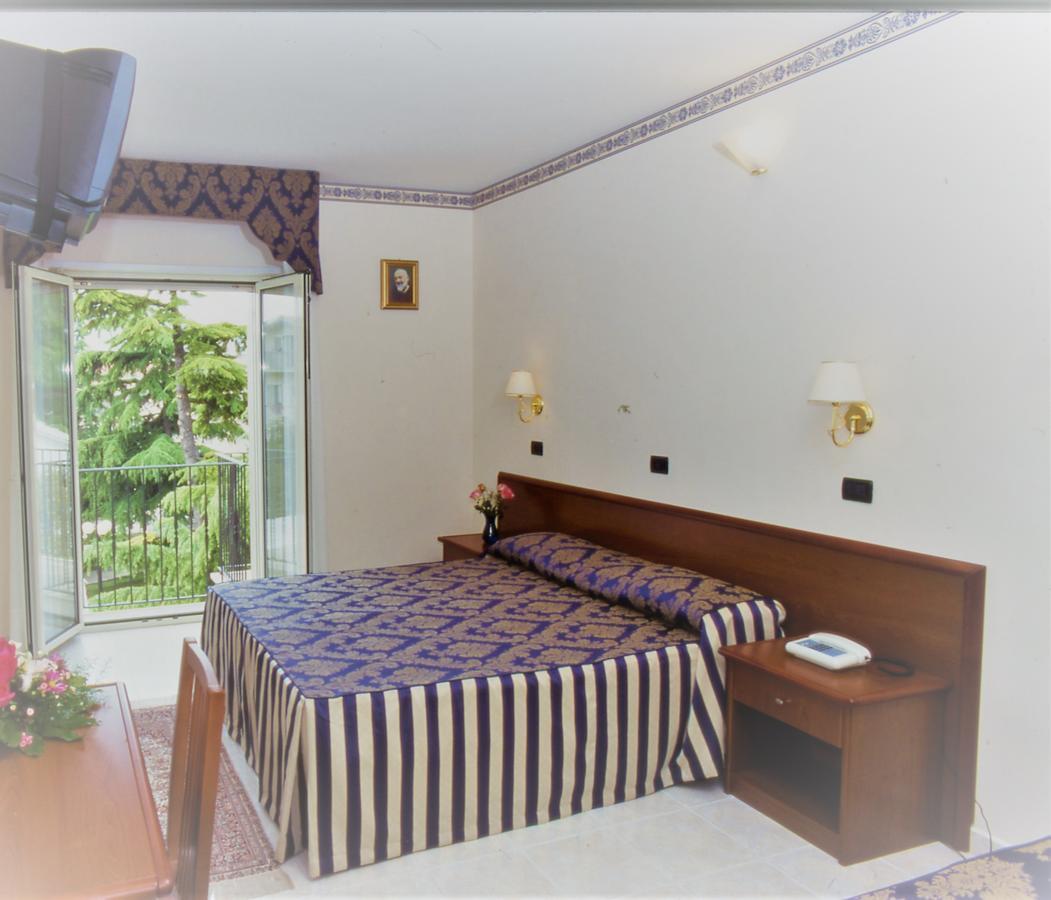 Hotel Di Cosmo San Giovanni Rotondo Dış mekan fotoğraf