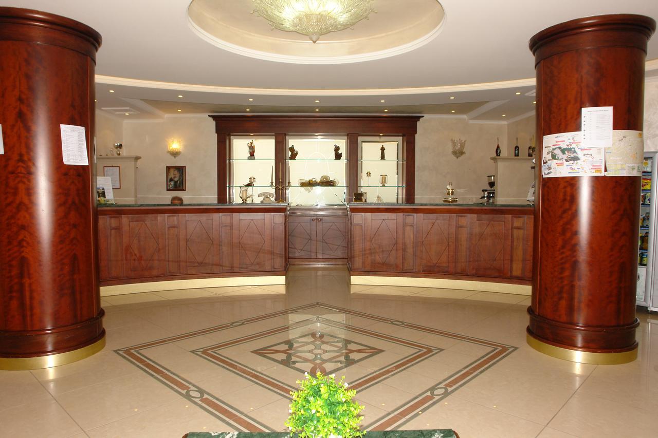 Hotel Di Cosmo San Giovanni Rotondo Dış mekan fotoğraf